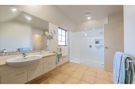 Photo of property in 13k Eban Avenue, Hillcrest, Auckland, 0627