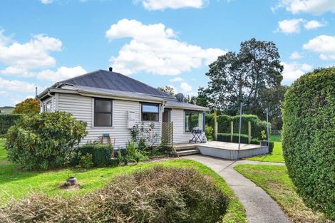 Photo of property in 63 Bridge Street, Coalgate, 7673