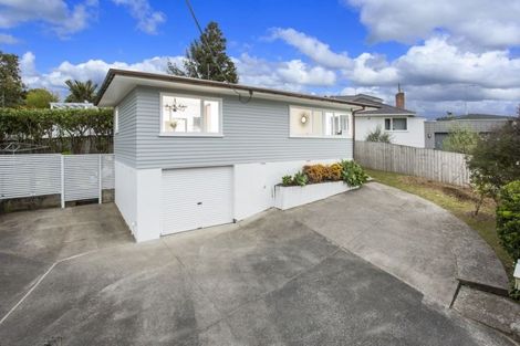 Photo of property in 1/97 Eskdale Road, Birkdale, Auckland, 0626