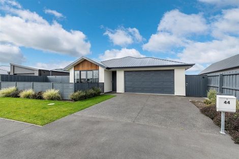 Photo of property in 44 Blakes Road, Belfast, Christchurch, 8051