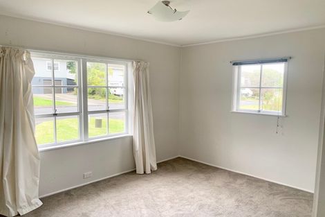 Photo of property in 1/42 Holland Road, Hillcrest, Auckland, 0627