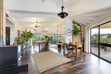 Photo of property in 10 Hewetson Road, Upper Moutere, 7175