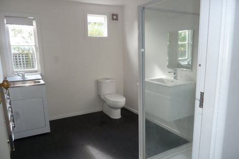 Photo of property in 231 Geraldine Street, Edgeware, Christchurch, 8013