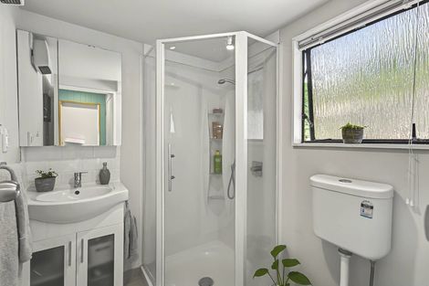 Photo of property in 222 Main Road South, Raumati South, Paraparaumu, 5032