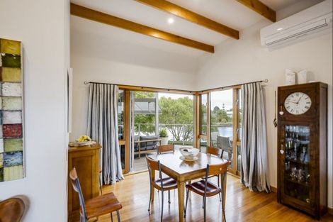 Photo of property in 17 Collison Terrace, Haumoana, 4102