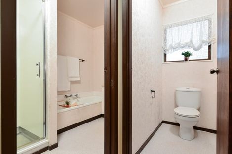 Photo of property in 28 Hamblyn Crescent, Nawton, Hamilton, 3200