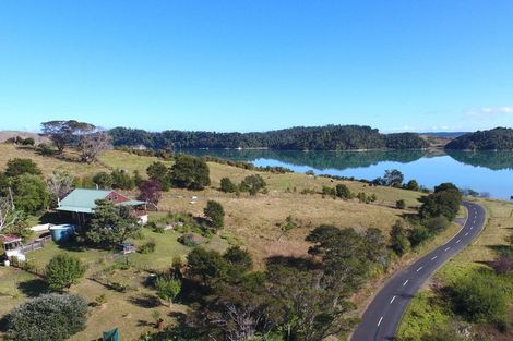 Photo of property in 1 Willow Point Road, Taharoa, 3988