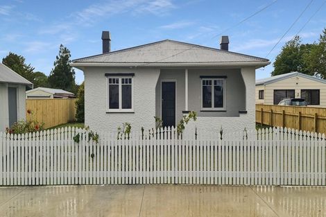 Photo of property in 23 Ross Street, Marton, 4710