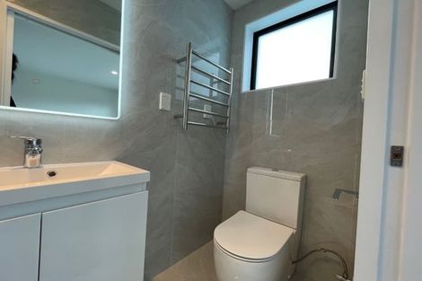 Photo of property in 6a Poruru Close, Papakura, 2110