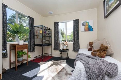 Photo of property in 36 Rimu Street, New Lynn, Auckland, 0600