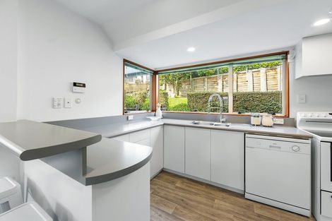 Photo of property in 2/118 Centaurus Road, Huntsbury, Christchurch, 8022