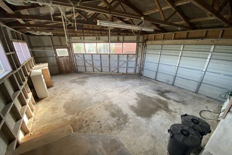 Photo of property in 6 Hallewell Crescent, Johnsonville, Wellington, 6037