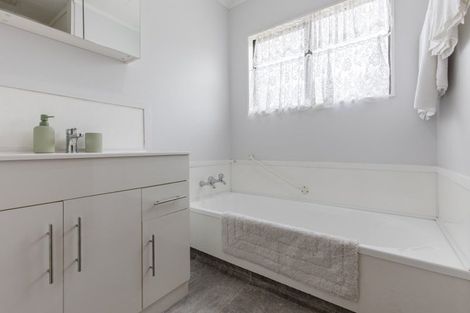 Photo of property in 108 Porangahau Road, Waipukurau, 4200