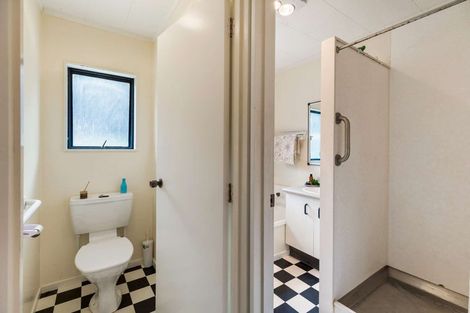 Photo of property in 9 Cousins Avenue East, Foxton Beach, Foxton, 4815