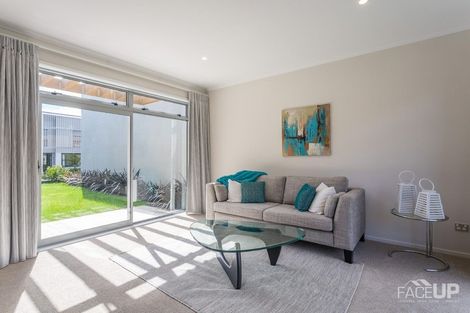 Photo of property in 6 Liquidambar Drive, Hobsonville, Auckland, 0616