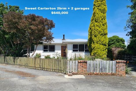 Photo of property in 27 Moore Crescent, Carterton, 5713