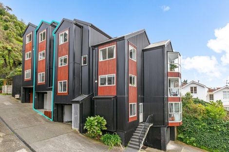 Photo of property in 3/14c Glenmore Street, Thorndon, Wellington, 6011