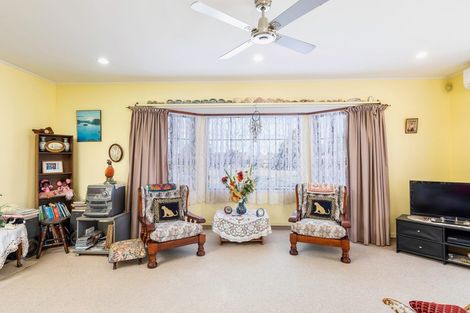 Photo of property in 39 Frank Evans Place, Henderson, Auckland, 0610