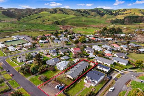 Photo of property in 1/3 Miro Street, Helensville, 0800