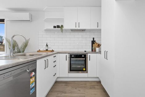Photo of property in 16u2 Betley Crescent, Fairview Downs, Hamilton, 3214