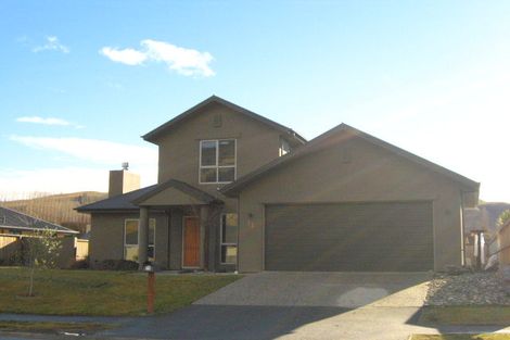 Photo of property in 73 Howards Drive, Lake Hayes, Queenstown, 9304