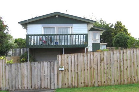 Photo of property in 1 Dundas Place, Henderson, Auckland, 0612