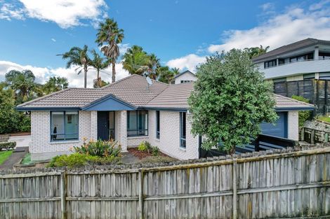 Photo of property in 14 San Carlo Court, Henderson, Auckland, 0612