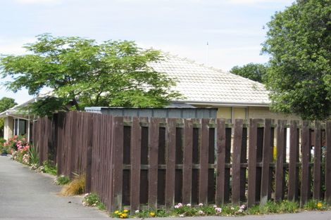 Photo of property in 10 Seafield Place, South New Brighton, Christchurch, 8062