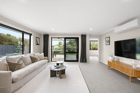 Photo of property in 263 Dixon Road, Fitzroy, Hamilton, 3206