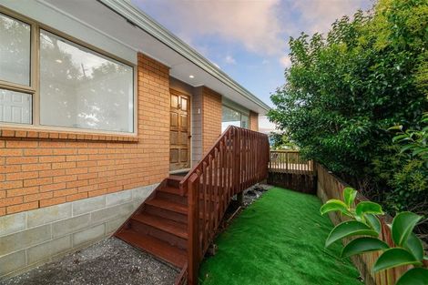 Photo of property in 35e Edmonton Road, Henderson, Auckland, 0612