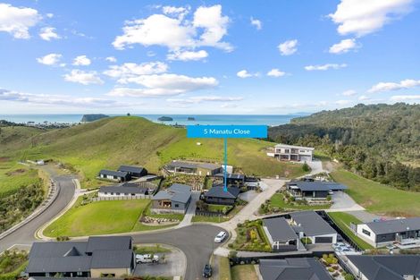 Photo of property in 5 Manatu Close, Whangamata, 3691