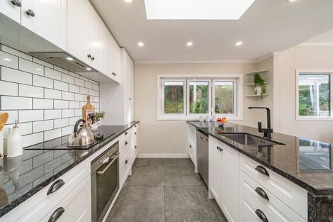 Photo of property in 188 Paremata Road, Paremata, Porirua, 5024