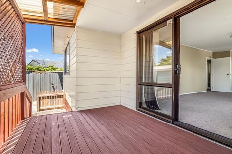Photo of property in 2/21 Silver Creek Road, Weymouth, Auckland, 2103