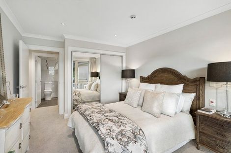 Photo of property in 4/30 Ambassador Glade, Orewa, 0931