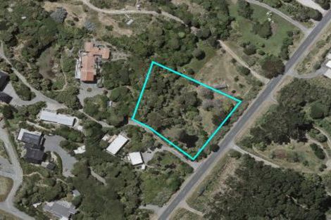 Photo of property in 72 Paetawa Road, Peka Peka, Waikanae, 5391