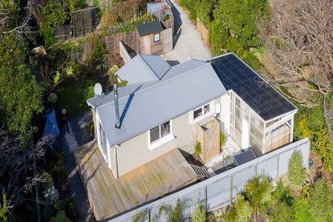 Photo of property in 6 Matenga Street, Waikanae, 5036