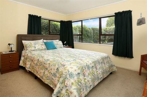 Photo of property in 104 Rathgar Road, Henderson, Auckland, 0610