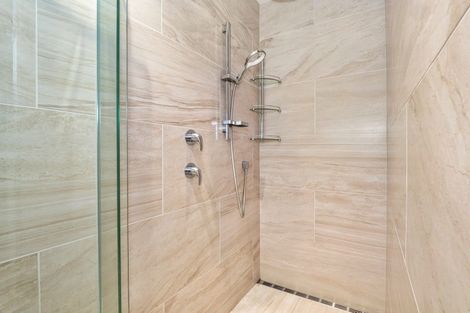 Photo of property in 157 Marine Parade, Mount Maunganui, 3116