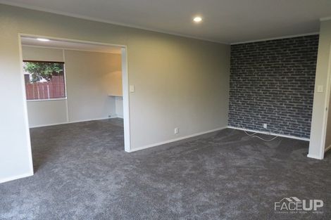 Photo of property in 8 Sailfish Drive, West Harbour, Auckland, 0618
