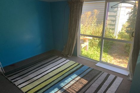 Photo of property in 9 Mackworth Street, Woolston, Christchurch, 8062