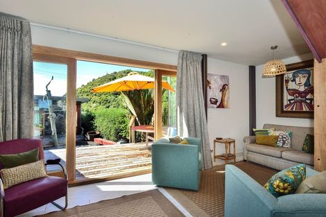 Photo of property in 18 Kahawai Street, Mahia, 4198