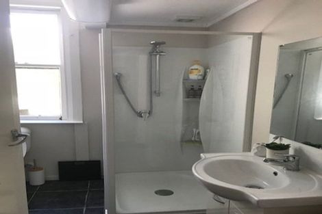 Photo of property in 55 Scarborough Terrace, Mount Victoria, Wellington, 6011