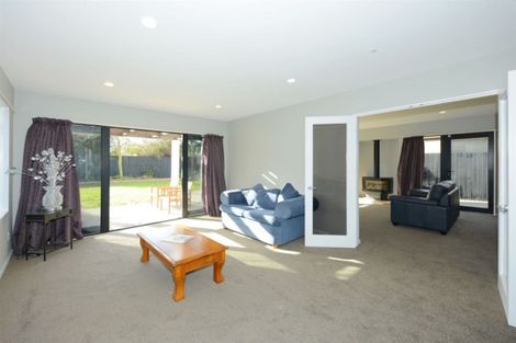 Photo of property in 93a Broadhaven Avenue, Parklands, Christchurch, 8083