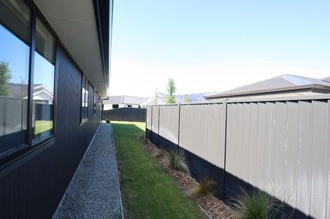 Photo of property in 26a&b Ethereal Crescent, Mount Pisa, Cromwell, 9383