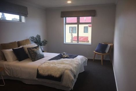 Photo of property in 3/1 Hibiscus Avenue, Hamilton Lake, Hamilton, 3204