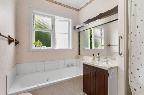 Photo of property in 12 Paisley Street, Levin, 5510