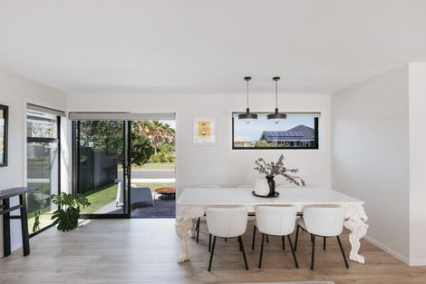 Photo of property in 15 Cassinia Close, Papamoa Beach, Papamoa, 3118