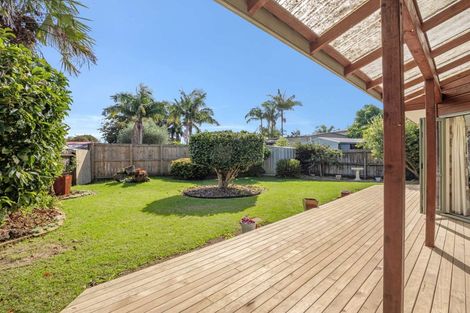 Photo of property in 1/114 The Circle, Manly, Whangaparaoa, 0930