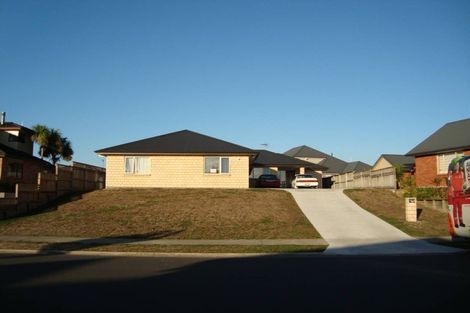 Photo of property in 8 Nottingham Drive, Hamilton East, Hamilton, 3216