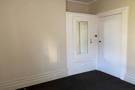 Photo of property in 14 Prince Street, Mount Victoria, Wellington, 6011